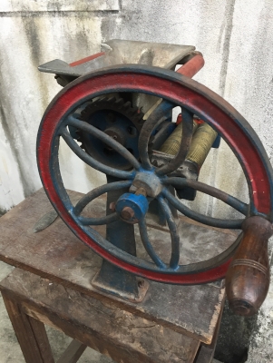 เครื่องทำเส้นหมี่โบราณ