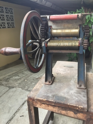 เครื่องทำเส้นหมี่โบราณ