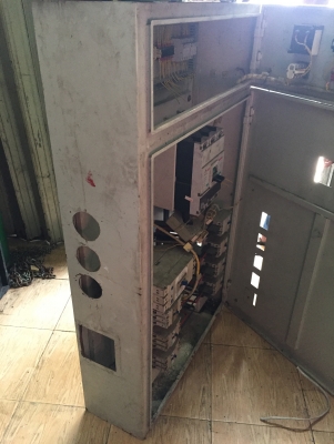 ตู้ควบคุมไฟโรงงาน