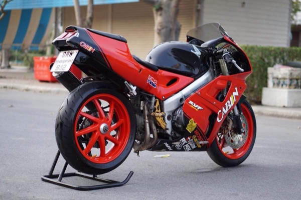 ร้าน วุฒิ นนบุรี ขาย HONDA RVF NC35 ในตำนาน