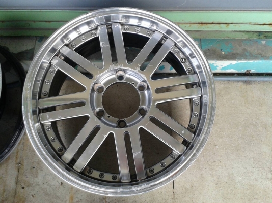 ขอบ18นิ้ว6รู ชุดนี้ ราคา 6500 บาท ขอบ18นิ้ว6รู ชุดนี้ ราคา 6500 บาท