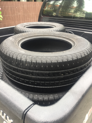 ยาง Goodyear 265 65 17 ปี16 ดอกเต็ม ไม่มีปะ เนื้อนิ่มๆ ใช้ยาว ราคาไม่แพง