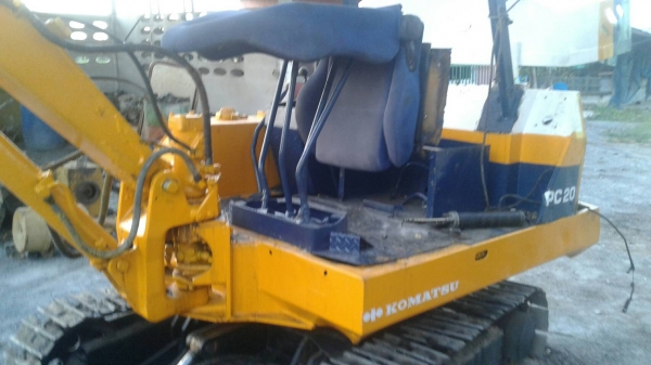 ขายด่วนครับ PC15-3 รถไม่มีเครื่องอย่างเดียว ขายด่วนครับ PC15-3 รถไม่มีเครื่องอย่างเดียว