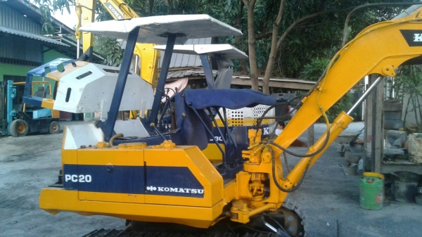 ขายด่วนครับ PC15-3 รถไม่มีเครื่องอย่างเดียว ขายด่วนครับ PC15-3 รถไม่มีเครื่องอย่างเดียว