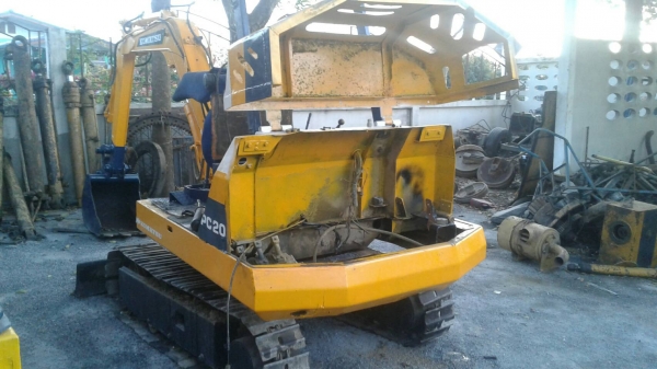 ขายด่วนครับ PC15-3 รถไม่มีเครื่องอย่างเดียว ขายด่วนครับ PC15-3 รถไม่มีเครื่องอย่างเดียว