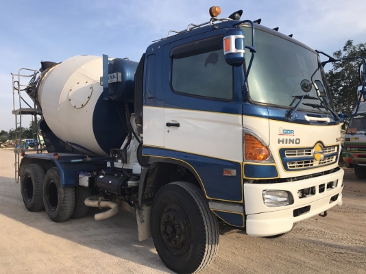 ขายรถโม้ปูน 10 ล้อ 2 เพลา HINO FM1AKKM ปี.59 ราคา.2,100,000 ต่อรอง 330 แรง โม้ BNK ( 7 คิว ) ปั้ม HS รถสวยจัด วิ้งแค่ 60,000 กว่ากิโล ยางสะภาพ 80-90\% คัสทรีสวย โม้สวย รถสะภาพ 90\% สนใจรีบจองด่วน 081-3531946 ต่อ.บางนา &amp; ID-LINE รถใช้งานที่นครปฐม-ราชบุรี
