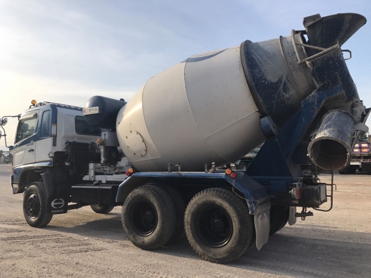 ขายรถโม้ปูน 10 ล้อ 2 เพลา HINO FM1AKKM ปี.59 ราคา.2,100,000 ต่อรอง 330 แรง โม้ BNK ( 7 คิว ) ปั้ม HS รถสวยจัด วิ้งแค่ 60,000 กว่ากิโล ยางสะภาพ 80-90\% คัสทรีสวย โม้สวย รถสะภาพ 90\% สนใจรีบจองด่วน 081-3531946 ต่อ.บางนา &amp; ID-LINE รถใช้งานที่นครปฐม-ราชบุรี