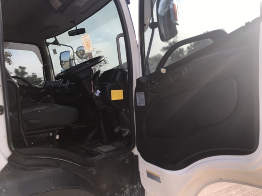 ขายรถโม้ปูน 10 ล้อ 2 เพลา HINO FM1AKKM ปี.59 ราคา.2,100,000 ต่อรอง 330 แรง โม้ BNK ( 7 คิว ) ปั้ม HS รถสวยจัด วิ้งแค่ 60,000 กว่ากิโล ยางสะภาพ 80-90\% คัสทรีสวย โม้สวย รถสะภาพ 90\% สนใจรีบจองด่วน 081-3531946 ต่อ.บางนา &amp; ID-LINE รถใช้งานที่นครปฐม-ราชบุรี