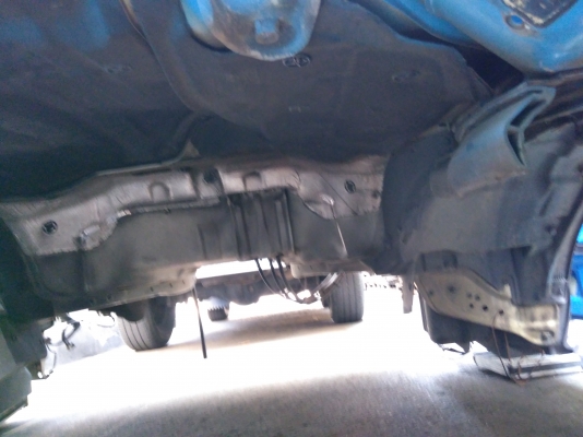 หัวเก๋ง isuzu nkr หลังคาสูง