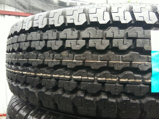 ขายยางใหม่ค้างปี14 บริดสโตน 31X10.50R15 ปลายปี14 จำนวน 1 ชุด/ละ7500บาท