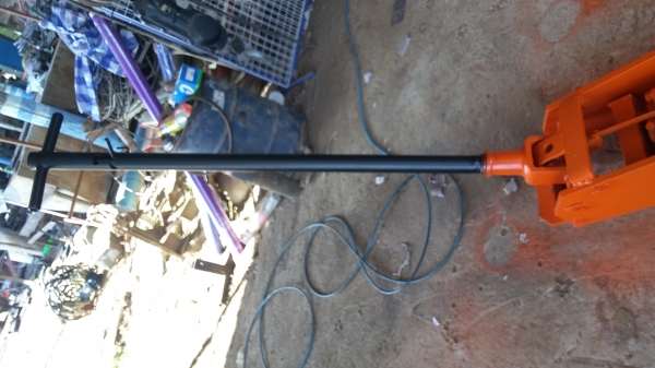 แม่แรงจะเข้ขนาดใหญ่ แม่แรงจะเข้ขนาดใหญ่