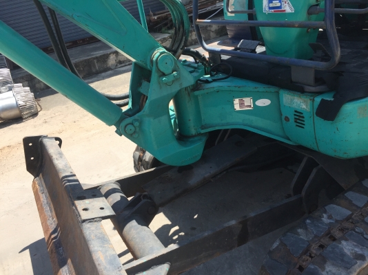 ขายรถขุดเล็กยอดนิยมโคมัสสุpc-27r8รุ่น8เท่าpc30 เก่านอกพร้อมใช้งาน