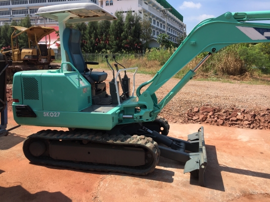 ขายรถขุดเล็กยอดนิยม โกเบโก้ SK-27เท่าpc30 เครื่องยนต์แน่นปั้มแรงระบบดีมากรถเก่านอก