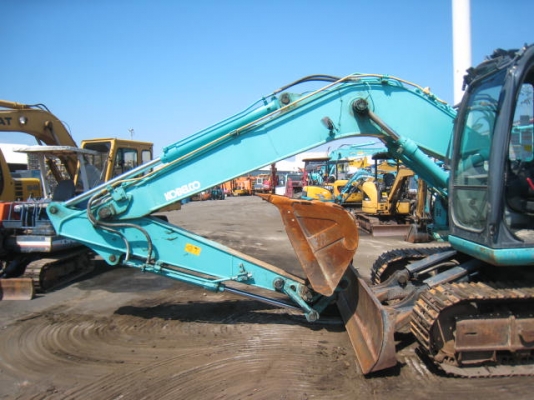 ขาย SK135SR-2#YY05 ตัวใหม่ ปี2008 5,050ชม. นำเข้าตรงจากญี่ปุ่น ออพชั่นครบ ใบดัน ไลน์กระแทก โทร. 092-929-9942 ธีรเทพ