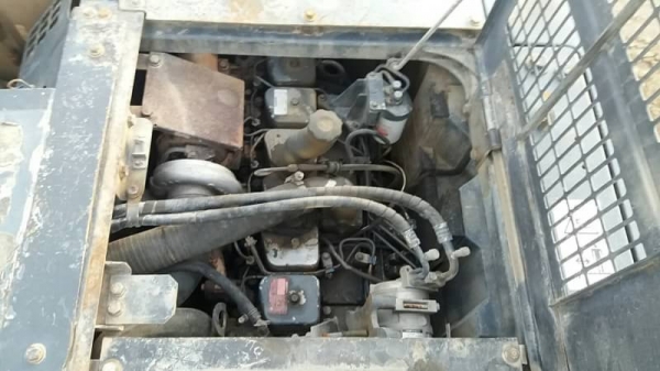 ขาย 1,150,000 KOMATSU pc 228 USLC พร้อมไลหัวเจาะใส่หัวเจาะได้เลย (ขนาดเท่า 200) สภาพเก่านอก 8,320 ชม.ไฟฟ้าครบ เครื่องดี ปั้มแรง เอวแน่น ช่วงล่างเต็ม เอกสารอินวอยทร์ รถสวยพร้อมใช้ รถอยู่ กทม. 090-772-3710 090-772-3708