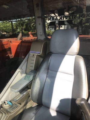 ขาย 980,000 HITACHI ZX 135 US เก่านอกมา 5 เดือน พร้อมใช้งานทุกระบบ เอกสารอินวอย ไฟฟ้าครบ ช่วงล่างดี เครื่องปั้มดีแรง เอวแน่น รถสวยพร้อมใช้ รถอยู่ ราชบุรี 090-772-3710 090-772-3708