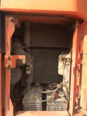 ขาย 980,000 HITACHI ZX 135 US เก่านอกมา 5 เดือน พร้อมใช้งานทุกระบบ เอกสารอินวอย ไฟฟ้าครบ ช่วงล่างดี เครื่องปั้มดีแรง เอวแน่น รถสวยพร้อมใช้ รถอยู่ ราชบุรี 090-772-3710 090-772-3708