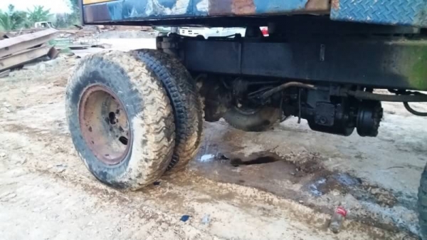 ขาย 195,000 KOMATSU pw 120-2 เครื่องดี เกียร์แรง ปั้มแรง 2 เพลา แต่ถอดเพลาหน้าออก ยางพอใช้ รถอยู่ ปทุมธานี สามโคก 090-772-3710 090-772-3708