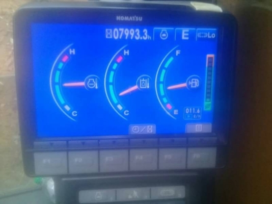 ขาย 1,850,000 KOMATSU pc 200-8 MO 7,900 ชม. ปี 2015 เครื่องดี ปั้มแรง ไฟฟ้าสมบูณร์ แอร์หนาว เอกสารแจ