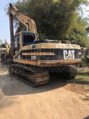 ขายด่วน รถตักcat 320b ไฟฟ้า บูมยาวว เอวดี แท้กแน่น รถสวยขาย 850000