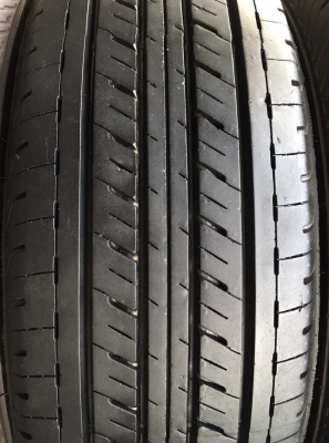 ยางป้ายแดง Bridgestone 215-70-16 ปี 17 ตุ่มทุกเส้น