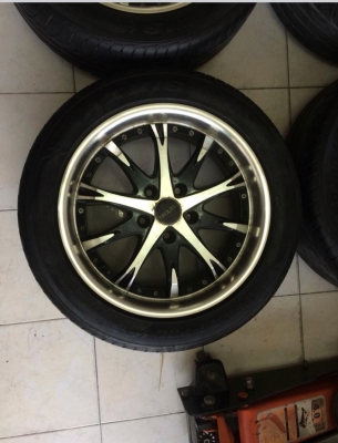 ล้อขอบ17 ET38กว้าง7.5ทั้ง4ลูก5/114ไม่มีซ่อมเดิมๆสีตามการใช้งาน  ID line Tel. 0850448320