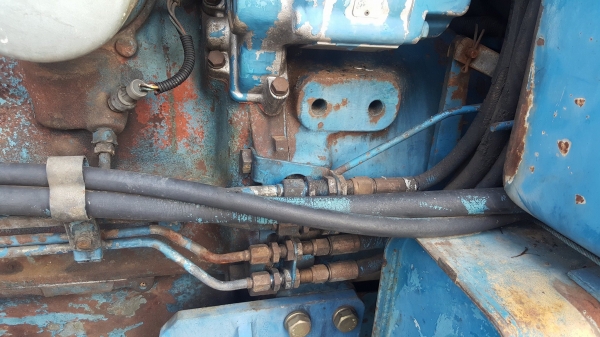 ขายด่วนครับ ford 8210 คานหน้าคาราโล่ เก่านอกครับ