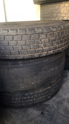 ขายยางสิบล้อ11Rราคาเริ่มต้น1500โทร643130366