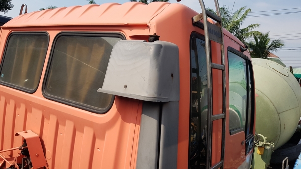 ขายหัวเก๋งรถบรรทุก 6 ล้อ ฮีโน่ ไฮเทค หัวแคบ รุ่นตราสมอ หัวเก่าญี่ปุ่น