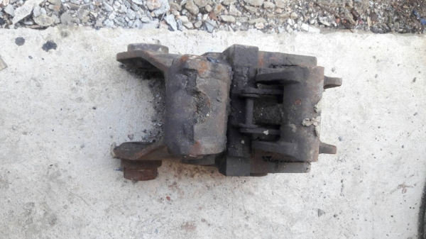 ขายค๊อปเปอร์ ตัวต่อ บุ้งกี๋ สลัก 40 มิล สำหรับรถขุดเล็ก เก่านอก ขาย8,500 บาท ขายค๊อปเปอร์ ตัวต่อ บุ้งกี๋ สลัก 40 มิล สำหรับรถขุดเล็ก เก่านอก ขาย8,500 บาท