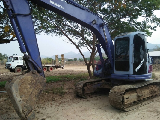 ขายรถขุดตีนตะขาบขนาดใหญ่  ยี่ห้อ KOMATSU รุ่น  PC128US-1  เก่าจาก ญี่ปุ่น  สภาพสวย ใช้งานได้เลย มีเอกสาร ขายถูก 089-2619445