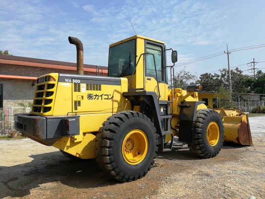 KOMATSU WA300-3 นำเข้าจากญี่ปุ่น โทร.090-986-2521 อ๊อบ