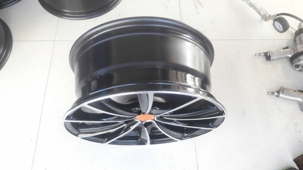 ขายล้อVALENZA ECO  ขอบ17  4รู100   4 ล้อ