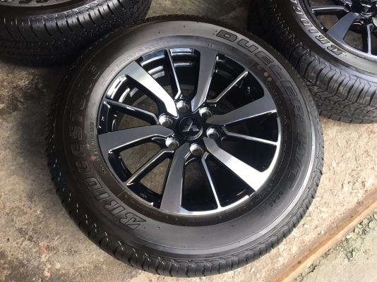 แม็กป้ายแดง Mitsu All New Pajero Sport ตัวท๊อป ขอบ 18 พร้อมยางป้ายแดง 265-60-18 ปี17 แม็กสวย เนียน ตุ่มอลัง