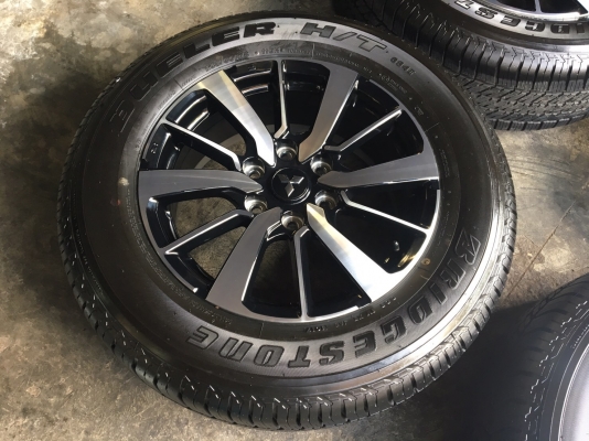 แม็กป้ายแดง Mitsu All New Pajero Sport ตัวท๊อป ขอบ 18 พร้อมยางป้ายแดง 265-60-18 ปี17 แม็กสวย เนียน ตุ่มอลัง