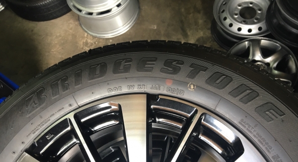 แม็กป้ายแดง Mitsu All New Pajero Sport ตัวท๊อป ขอบ 18 พร้อมยางป้ายแดง 265-60-18 ปี17 แม็กสวย เนียน ตุ่มอลัง