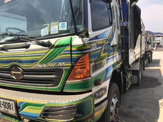 Hino mega เครื่อง 320 แรง ปี 46 แม่ลูกดัมพ์สหกิจ ลูก 3 เพลา ทะเบียนพร้อม