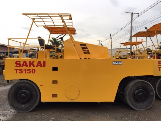 รถบดล้อยาง9ล้อ SAKAI TS150 พร้อมใช้งาน เอกสารเล่มทะเบียน