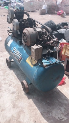 ขายครับไม่ได้ใช้ปั้มลมภูม่าไฟสามเฟสสวยยย0877477672