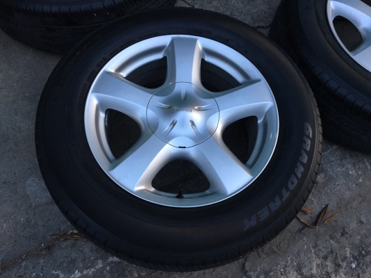 ล้อแม็ก ISUZU V-CROSS ขอบ 17 พร้อมยาง Dunlop 225-65-17 ปลายปี 14