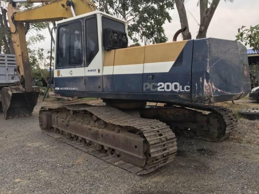 Komatsu 200 รุ่น 5 LC มีเล่มทะเบียน ช่วงล่างเต็ม เอวแน่น ไฟฟ้าครบ มีแอร์  ไม่โหลด สวยพร้อมใช้ค่ะ