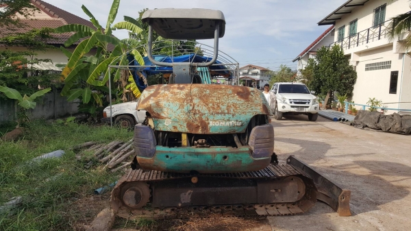 ขาย แบคโฮ KOMATSU PC40-7 เครื่องดี ช่วงล่างเต็ม มีไลน์แย็ก พร้อมหัวแย็กให้ด้วย เอกสารใบอินวอยซ์ ขาย แบคโฮ KOMATSU PC40-7 เครื่องดี ช่วงล่างเต็ม มีไลน์แย็ก พร้อมหัวแย็กให้ด้วย เอกสารใบอินวอยซ์