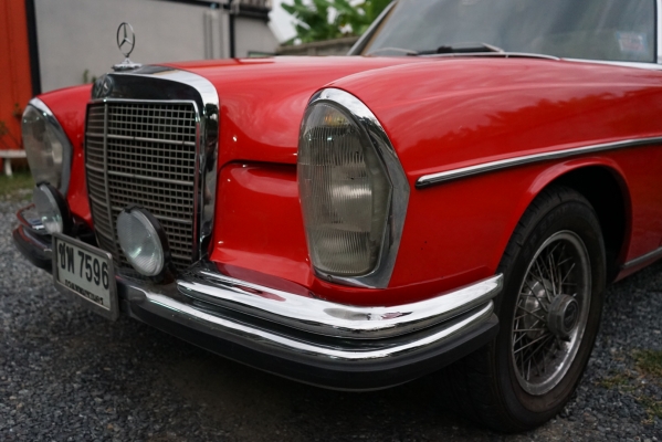Benz 280s w108 เบนซ์ ตาตั้ง Benz 280s w108 เบนซ์ ตาตั้ง