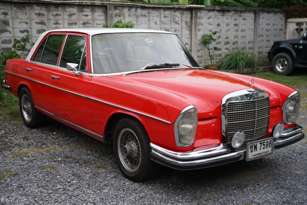 Benz 280s w108 เบนซ์ ตาตั้ง Benz 280s w108 เบนซ์ ตาตั้ง