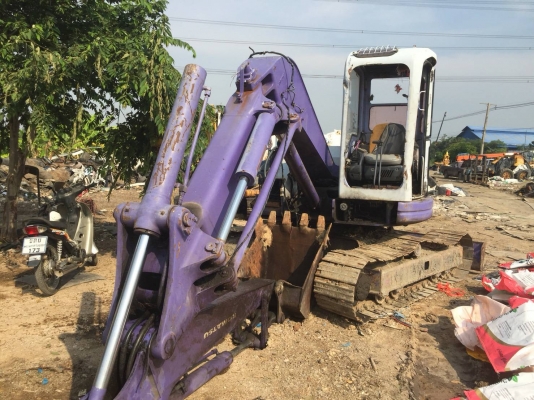 ขายรถแบคโฮ KOMATSU PC75UU-2 ราคา 250000