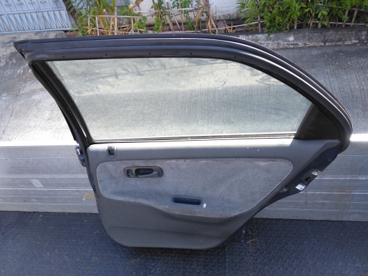 ประตู ฮอนด้า civic 92