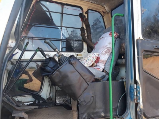 ขาย 550,000 KOBELCO sk 200-3 เครื่องดี ปั้มแรง ไฟฟ้าตัด เอวแน่น ช่วงล่างหนา แอร์หนาว เอกสารสัญญาซื้อขาย รถอยู่ ชลบุรี 090-772-3710 090-772-3708