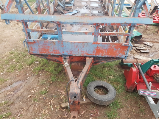 ขายลาลี่ลากอ้อยช่วงล่างเพลาโบกี้ มีระบบเบรคพร้อม สภาพสวยพร้อมใช้ ติดต่อคุณอ๊อฟ พิจิตร 086-737-9991