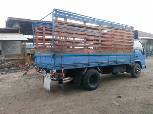 ISUZU. NKR 130 แรง เครื่องดี รถเดิม ครัชชีสวย สภาพพร้อมใช้งาน เอกสารพร้อมโอน