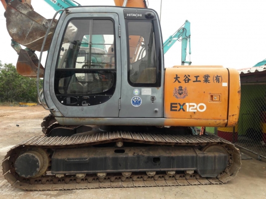 ขายจ้าHITACHI EX120-5  เก่านอกแท้  สภาพสวย เดิมๆๆ  มีลายแย๊ก  4,XXX  ชั่วโมง  เครื่องปั๊มดี  พร้อมใช้  โทร 089-3818694  ดวงนภา